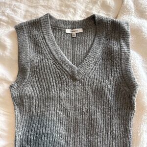 Alpaca blend sweater vest